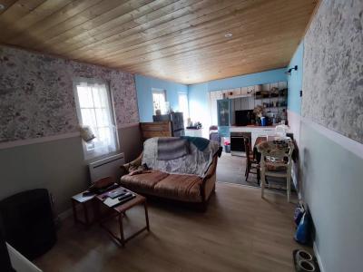 Town House With Courtyard and Garage