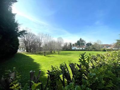 Charming Property In Lovely Location