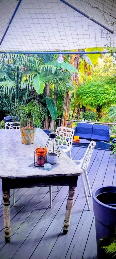 Beautiful House With Lovely Garden