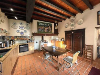 Character Property In Historic Setting