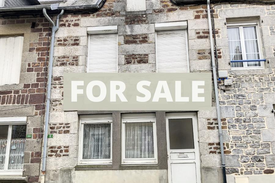 Main Photo of a 2 bedroom  House for sale
