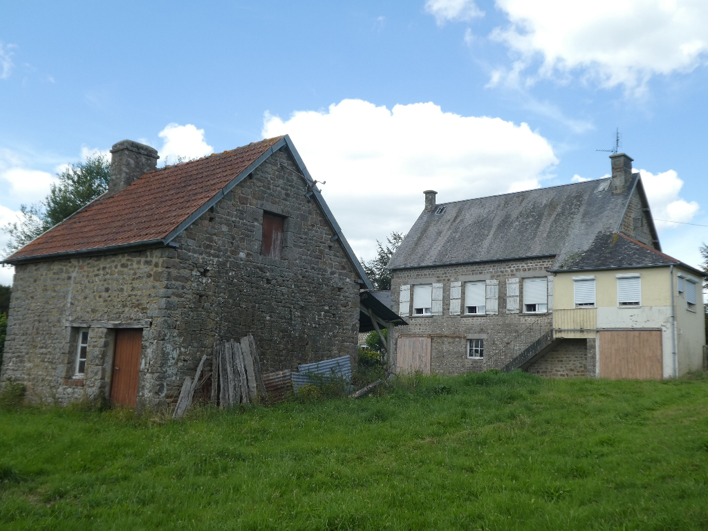 SLD02470 Under Offer with Cle France