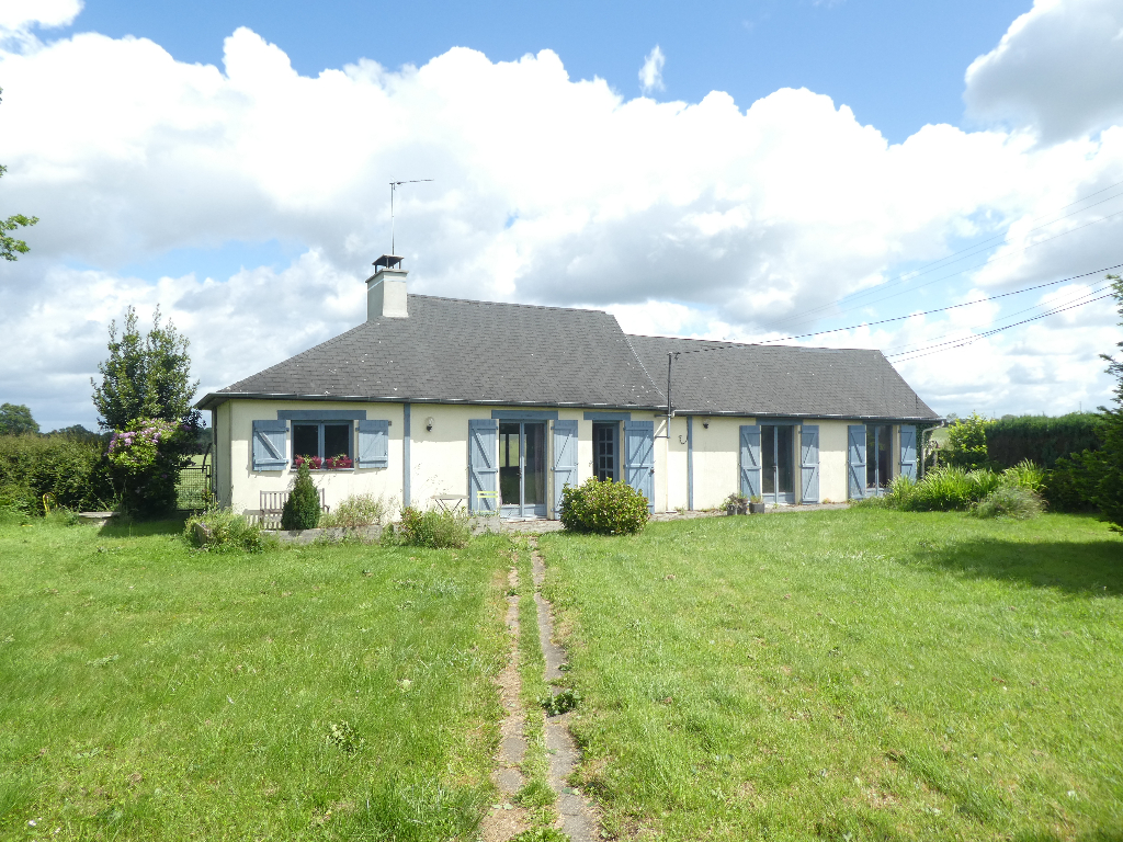 SLD02545 Sold By Cle France