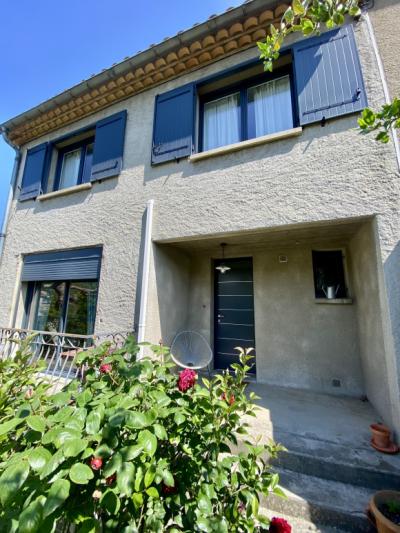 Renovated Town House With Garage And Garden