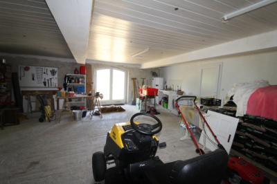A Superb Upper Valley Countryside Location