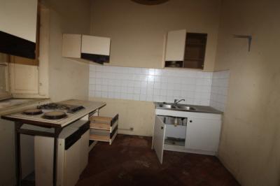 Apartment Building in Heart of Town