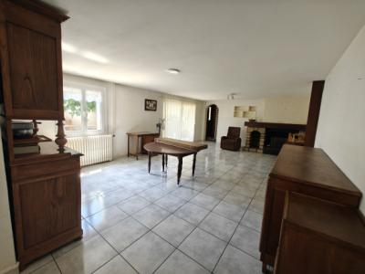 Traditional House in Sought After Sector
