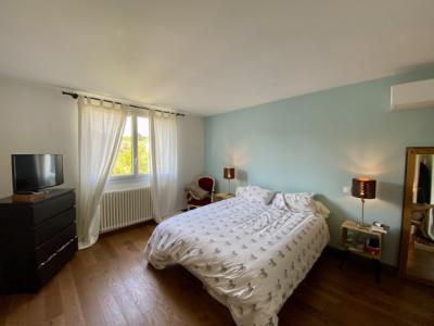 Renovated Town House With Garage And Garden
