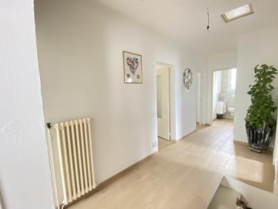 Renovated Large Detached Family Villa