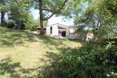 A Superb Upper Valley Countryside Location
