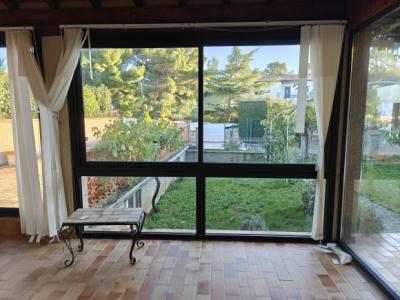 Villa with Garden, Cellar, Hangar, Swimming Pool