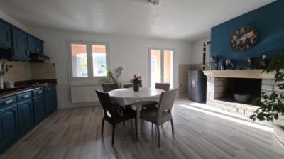 Detached Country Villa with Pool and Open Views