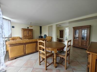 Detached House with Workshop and Garage