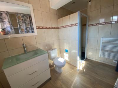 Family Home Near The Heart of Town