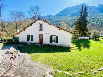 Charming Detached Mountain House With Garden