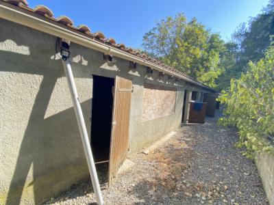 Manor House with Pool in 1.5 Acre Gardens