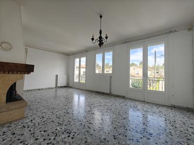 Detached House with Workshop and Garage