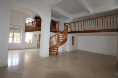 Exceptional Apartment with Terrace