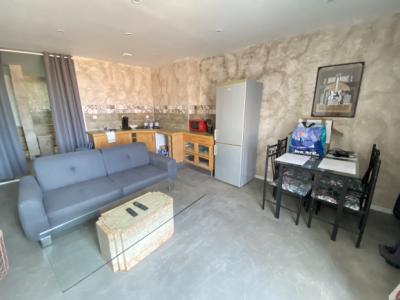 Apartment Building With 4 Apartments