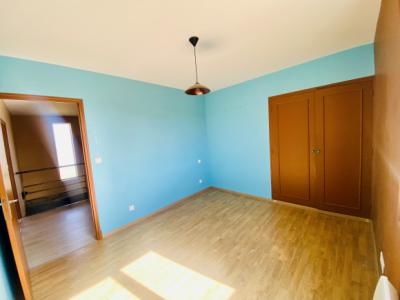 Charming Fully Renovated House With Garden, Swimming Pool, Garages