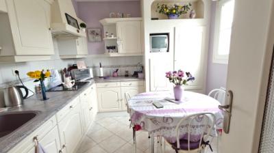 House in Perfect in Condition within the Vineyards