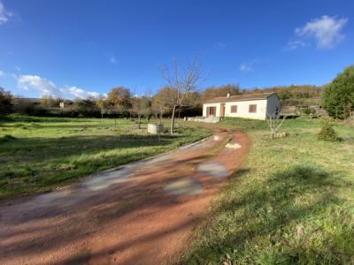 Villa with Large Garden with Beautiful View