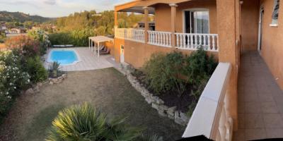 Exceptional Detached Villa with Dominant View