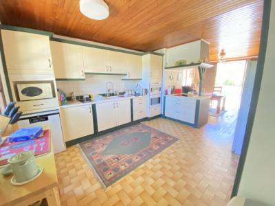 Detached Villa With Swimming Pool Set in 8,000 m2