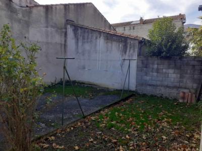 Detached Town House With Garden And Garage