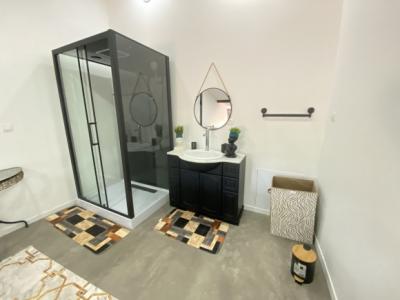 Apartment Building With 4 Apartments