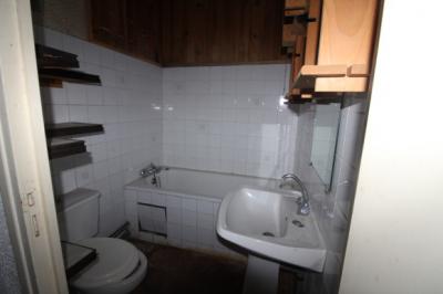 Apartment Building in Heart of Town