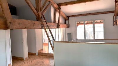 City Centre Apartment With 2 Terraces