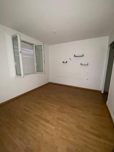 Family Home Near The Heart of Town