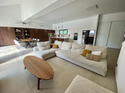 Magnificent Villa, Swimming Pools, Outbuilding and Panoramic View