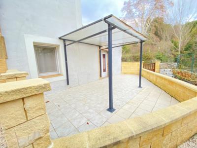 Detached Villa with a Renovated Farmhouse