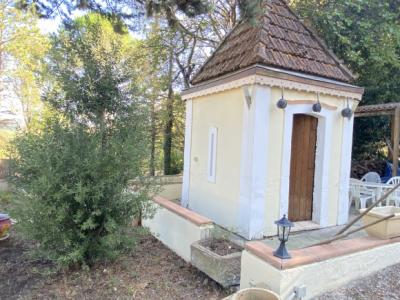 House Of Character with Swimming Pool in Large Mature Gardens