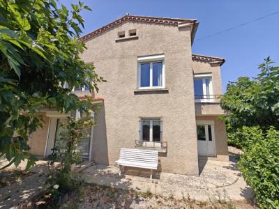 Traditional House in Sought After Sector