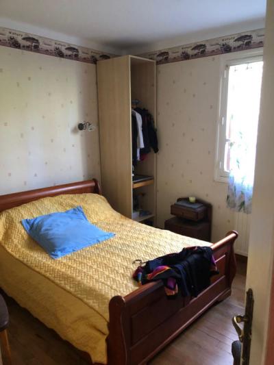 Single Storey Detached Villa with Garden