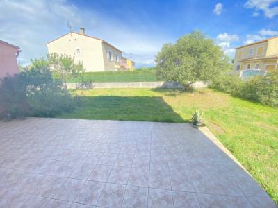 Modern Detached Villa With Garden