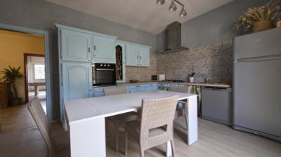 Detached Country Villa with Pool and Open Views