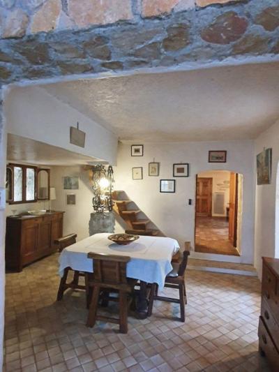 Country House with Separate Guest Gite and Pool
