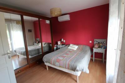 Villa with Land plus Swimming Pool And Outbuilding