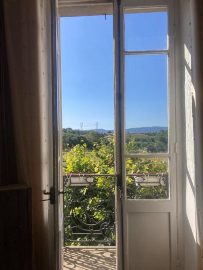 Mansion House With Garden And Terrace