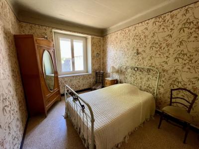 Charming Detached House with Large Garden