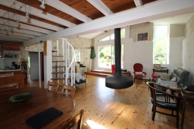 A Superb Upper Valley Countryside Location