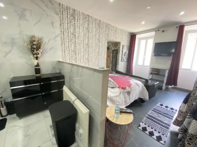 Apartment Building With 4 Apartments