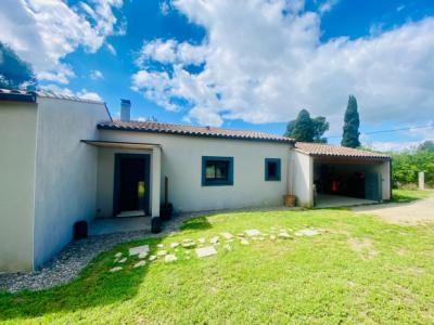Detached Villa with Landscaped Garden