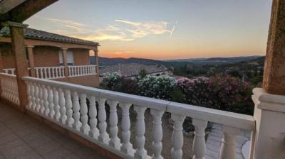 Exceptional Detached Villa with Dominant View