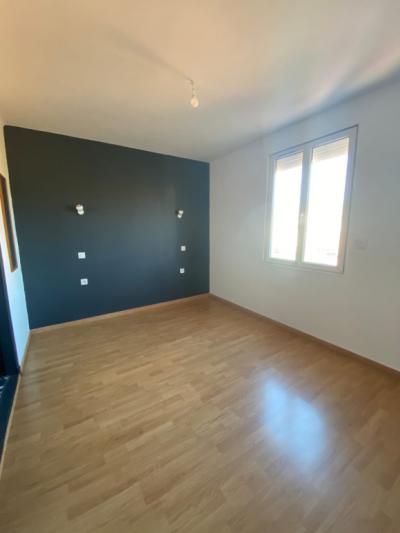 Family Home Near The Heart of Town