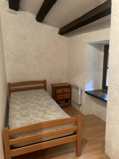 House With Swimming Pool in 13 Hectares